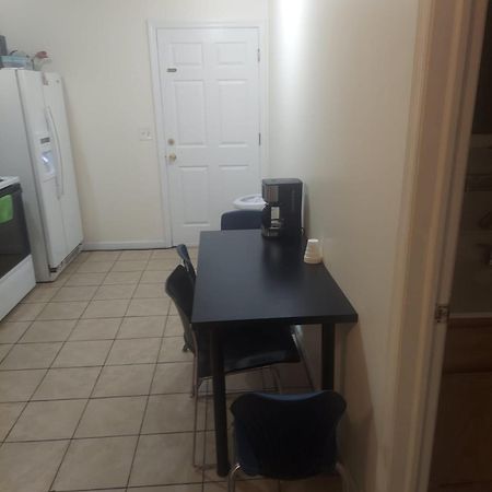 Crystal Room 1 Guest House Near 12Mins To Ewr Airport / Prudential / Njit / Penn Station ニューアーク エクステリア 写真