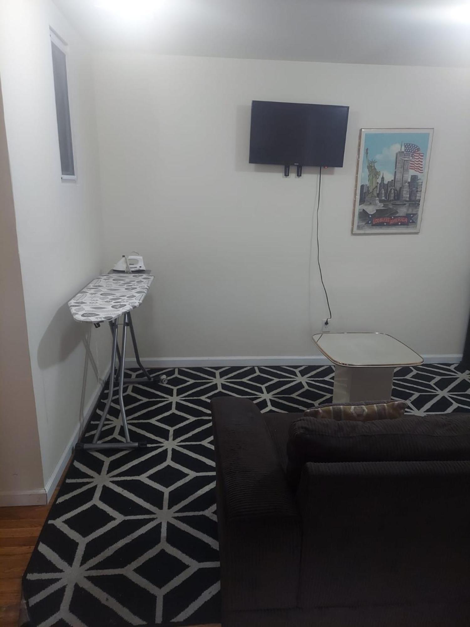 Crystal Room 1 Guest House Near 12Mins To Ewr Airport / Prudential / Njit / Penn Station ニューアーク エクステリア 写真