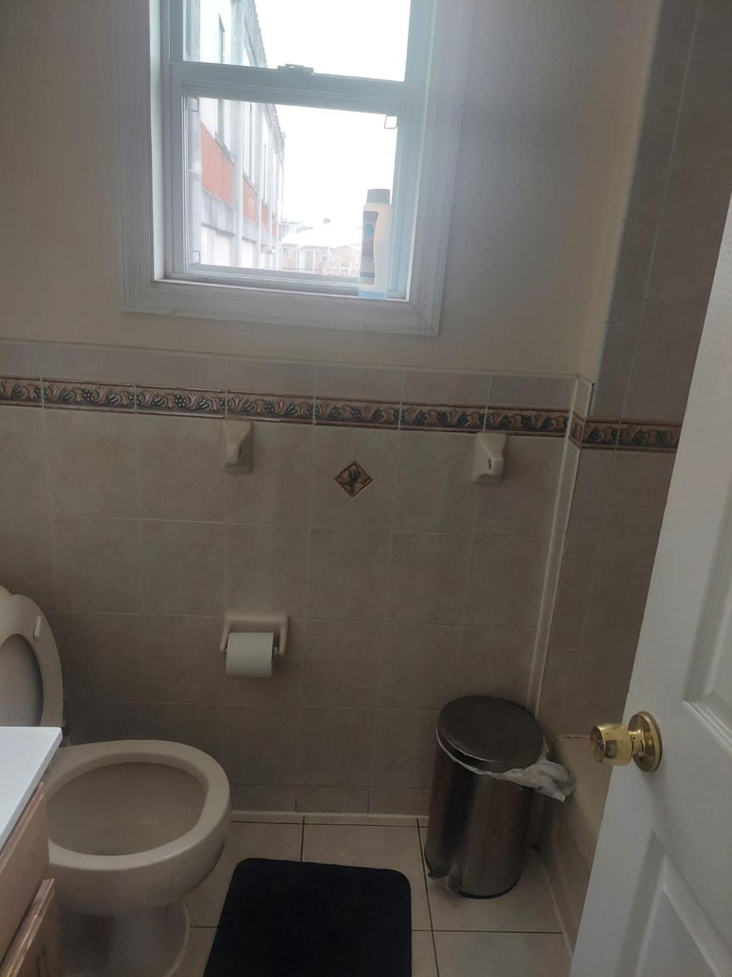 Crystal Room 1 Guest House Near 12Mins To Ewr Airport / Prudential / Njit / Penn Station ニューアーク エクステリア 写真