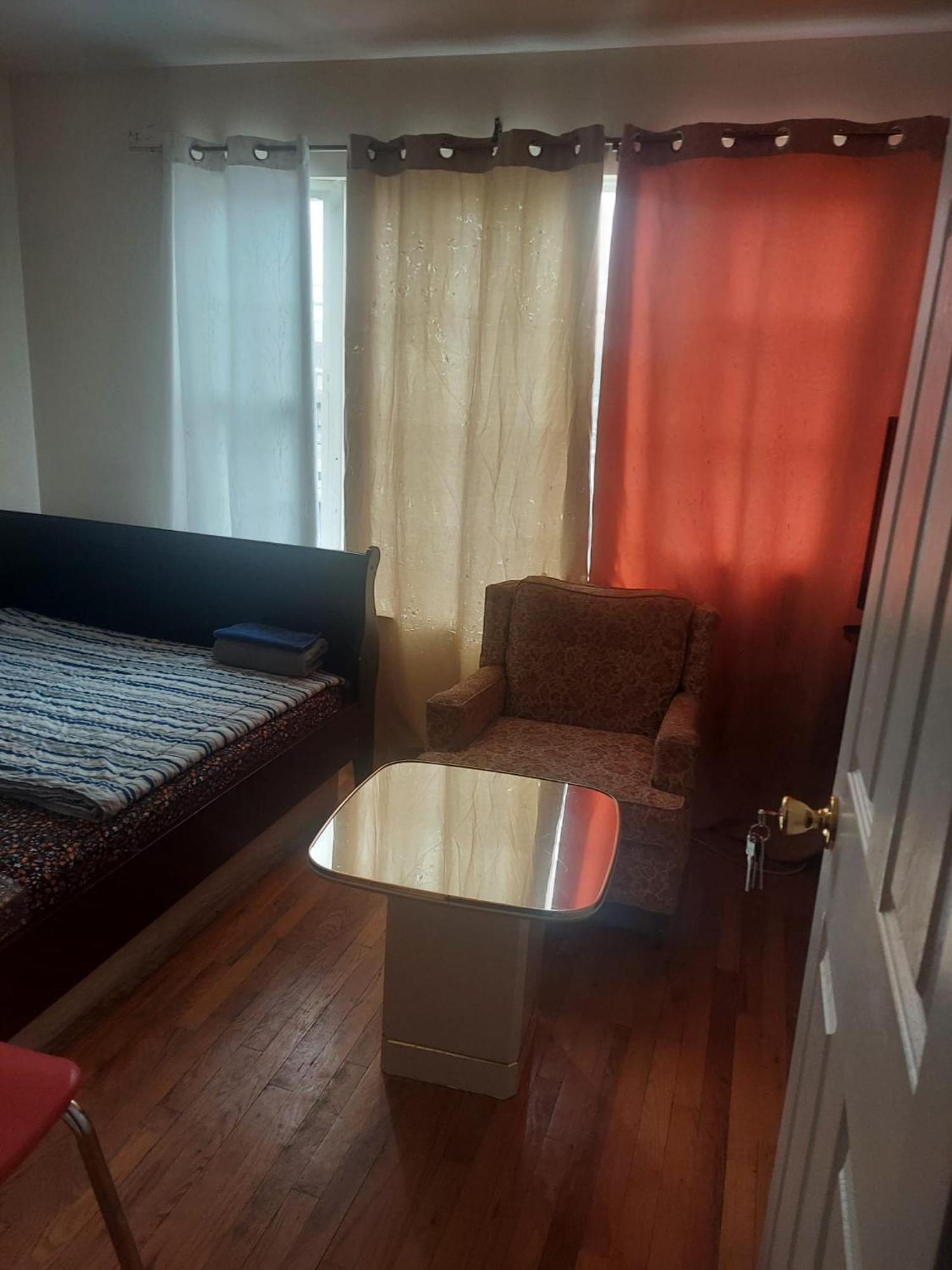 Crystal Room 1 Guest House Near 12Mins To Ewr Airport / Prudential / Njit / Penn Station ニューアーク エクステリア 写真